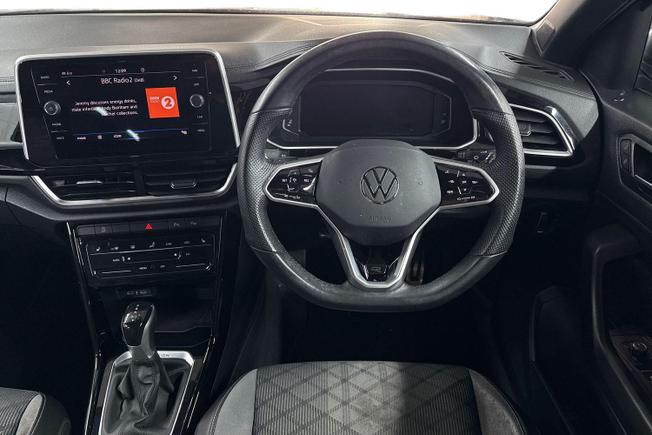 VOLKSWAGEN T-Roc Photo 11