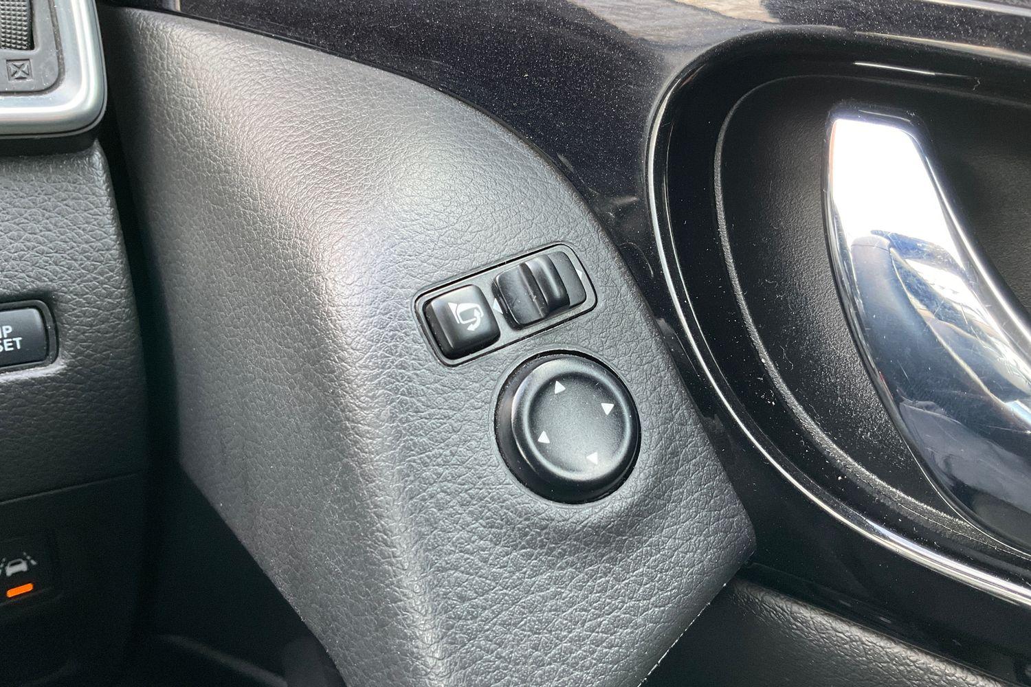 Nissan QASHQAI Photo 29