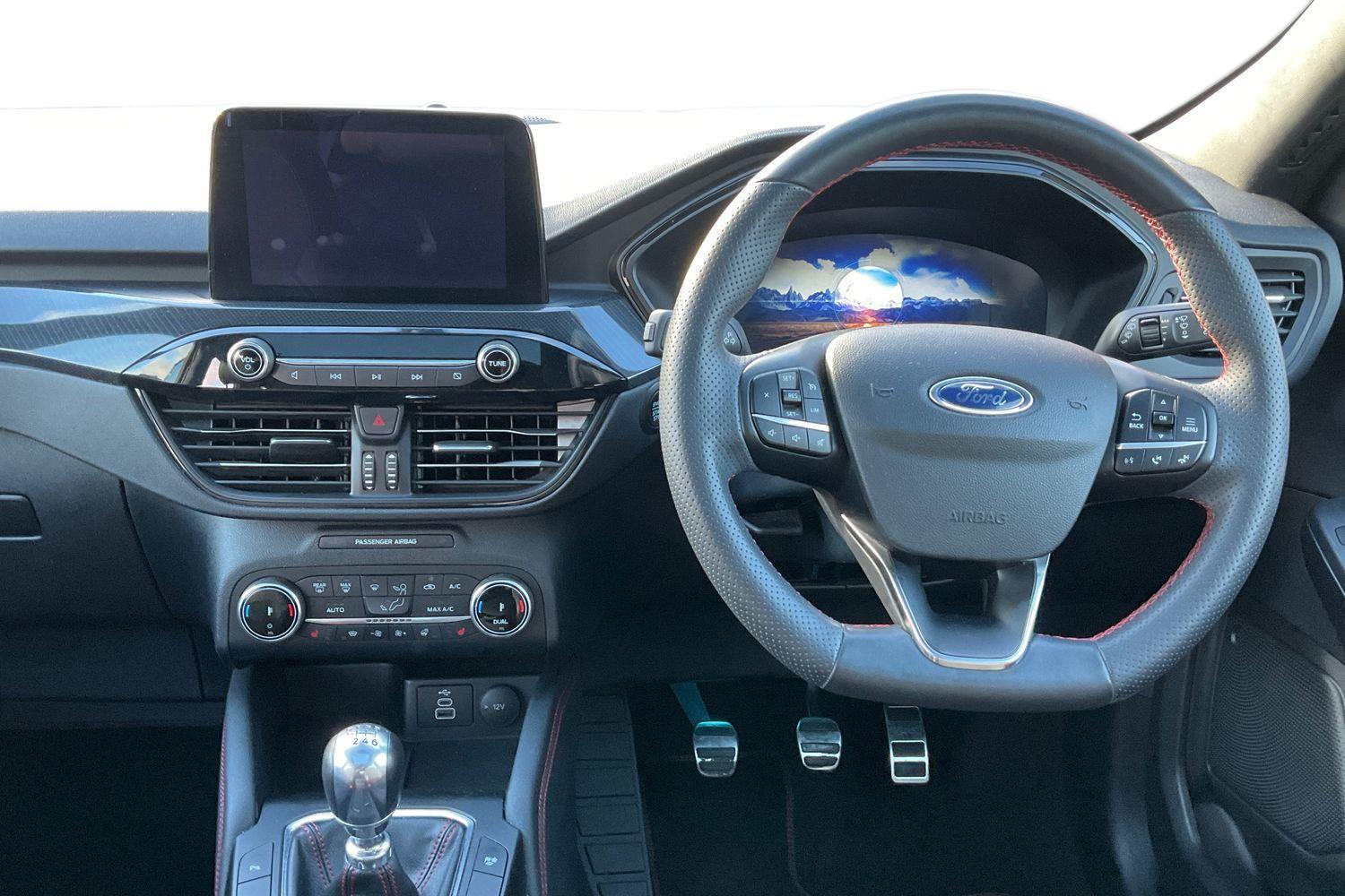 Ford KUGA Photo 10