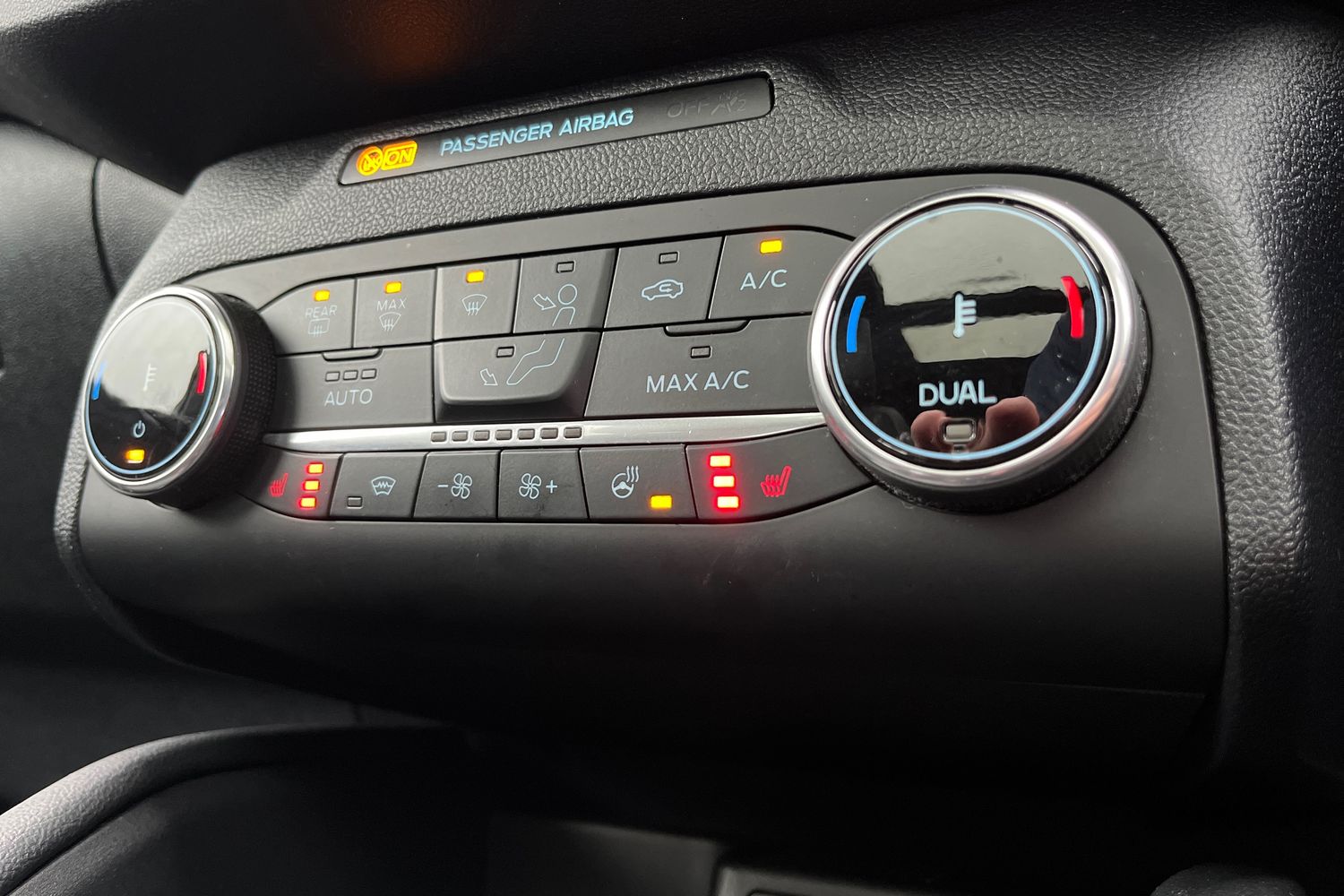 Ford KUGA Photo 31