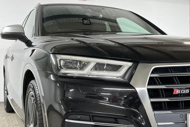 AUDI SQ5 Photo 38