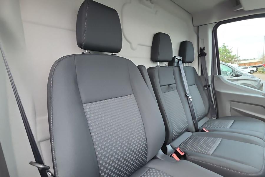 Ford E-TRANSIT Photo autoimg-fd1d5ad14a7bfb092a70ed89afec87e03148075d.jpg