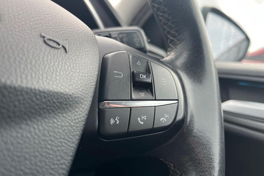 Ford FOCUS Photo autoimg-fd1dcb33321d8cc098ccaf7188ea039b652ea126.jpg