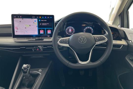 Volkswagen Golf Photo autoimg-fd24f17fc064c6c69bd760d7c621f7787035ab58.jpg