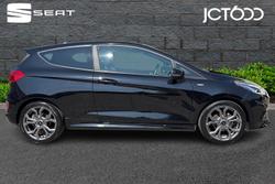 FORD Fiesta Photo 4