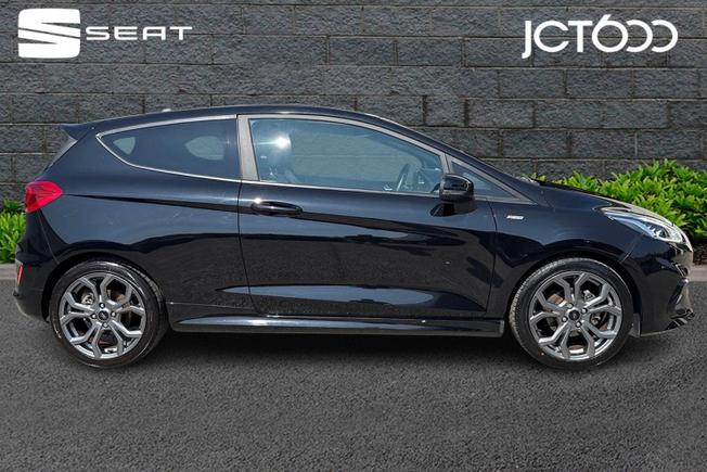 FORD Fiesta Photo 4