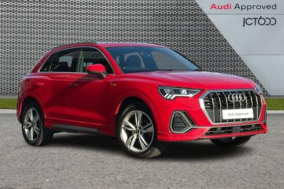2022 AUDI Q3 2.0 TDI 35 S line SUV 5dr Diesel S Tronic Euro 6 (s/s) (150 ps) at JCT600