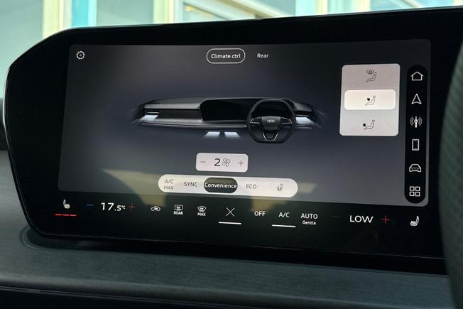AUDI Q3 Photo 34