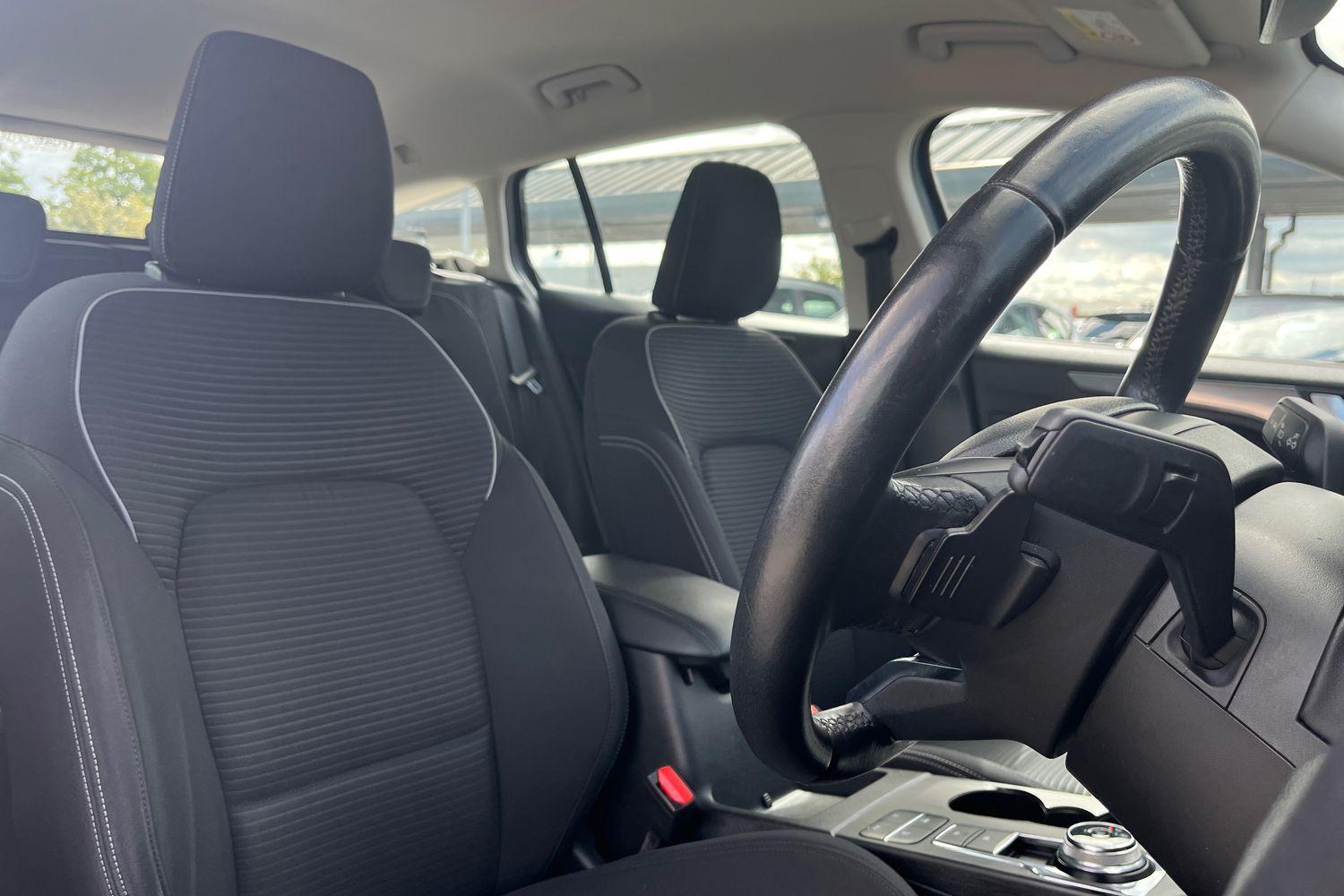 Ford Focus Photo 16