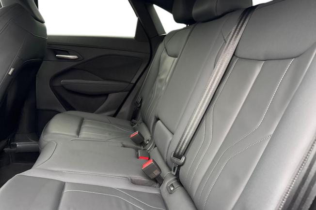 AUDI Q3 Photo 9
