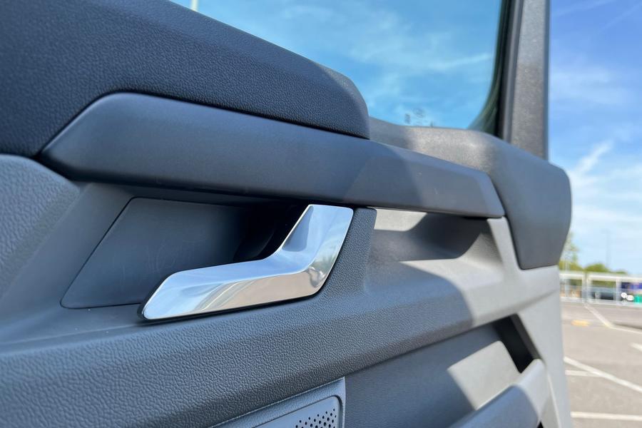 Ford TOURNEO CUSTOM Photo autoimg-fd39cd6e3835d6eda531ddd8e83ce3d28cacf26c.jpg