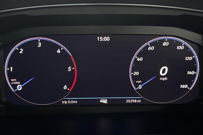 VOLKSWAGEN Tiguan Photo 15