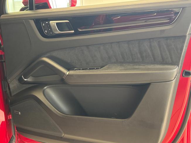 PORSCHE Cayenne Photo 20