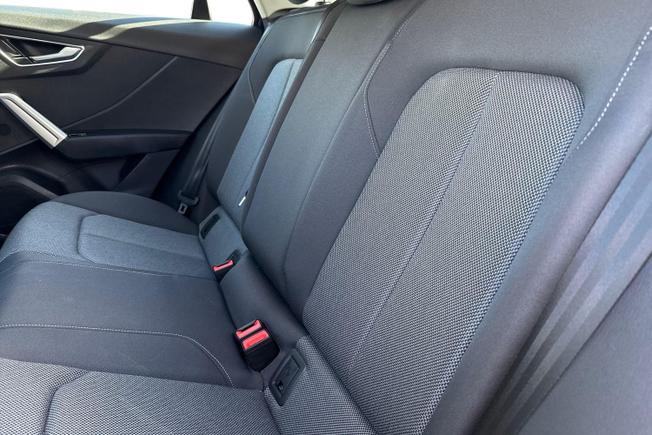 AUDI Q2 Photo 9