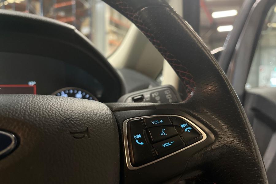 Ford ECOSPORT Photo autoimg-fd3ff5e3bea8a08a0d4760b1102ee8b66da44f97.jpg
