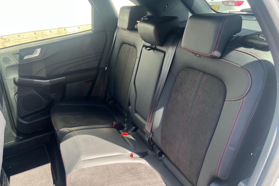 Ford KUGA Photo autoimg-fd47448573e38f2fdceca7319f531774190ea91f.jpg