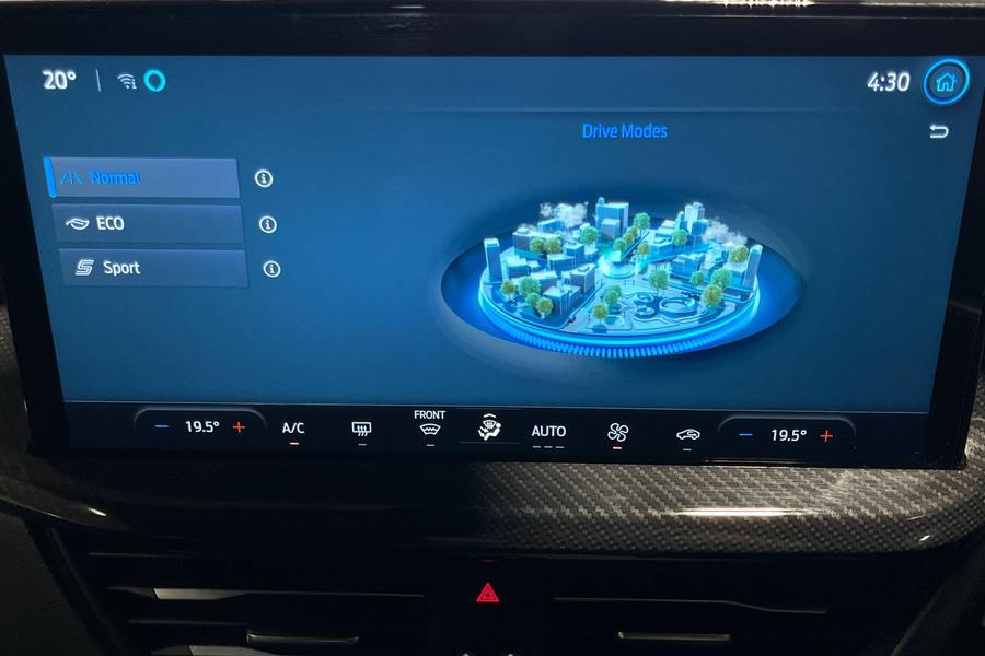 Ford FOCUS Photo autoimg-fd48bb24c3ca2e0e796499185f499eebecc95980.jpg