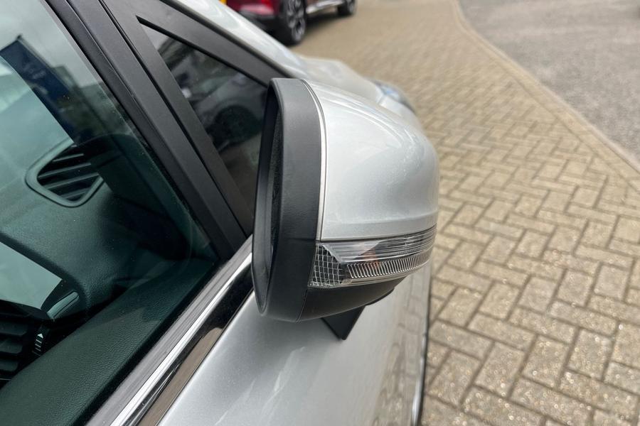 Ford Fiesta Photo autoimg-fd494143b0a6d7756b338500b065c240b498d6b3.jpg