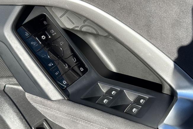 AUDI Q5 Photo 31