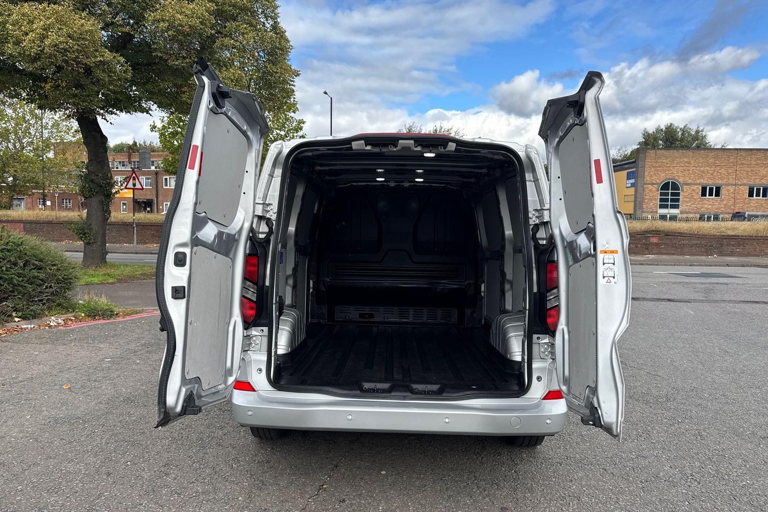 Ford TRANSIT CUSTOM Photo 5