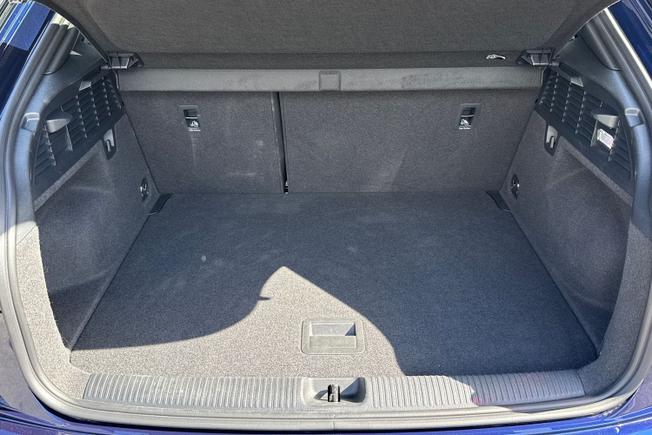 AUDI Q2 Photo 12