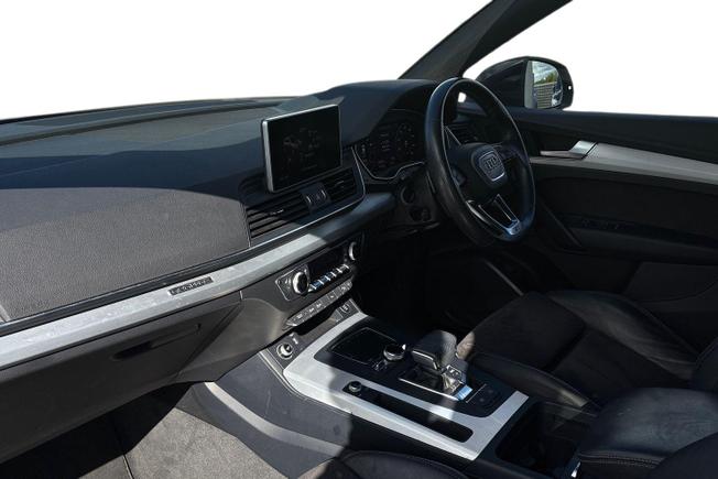 AUDI Q5 Photo 2