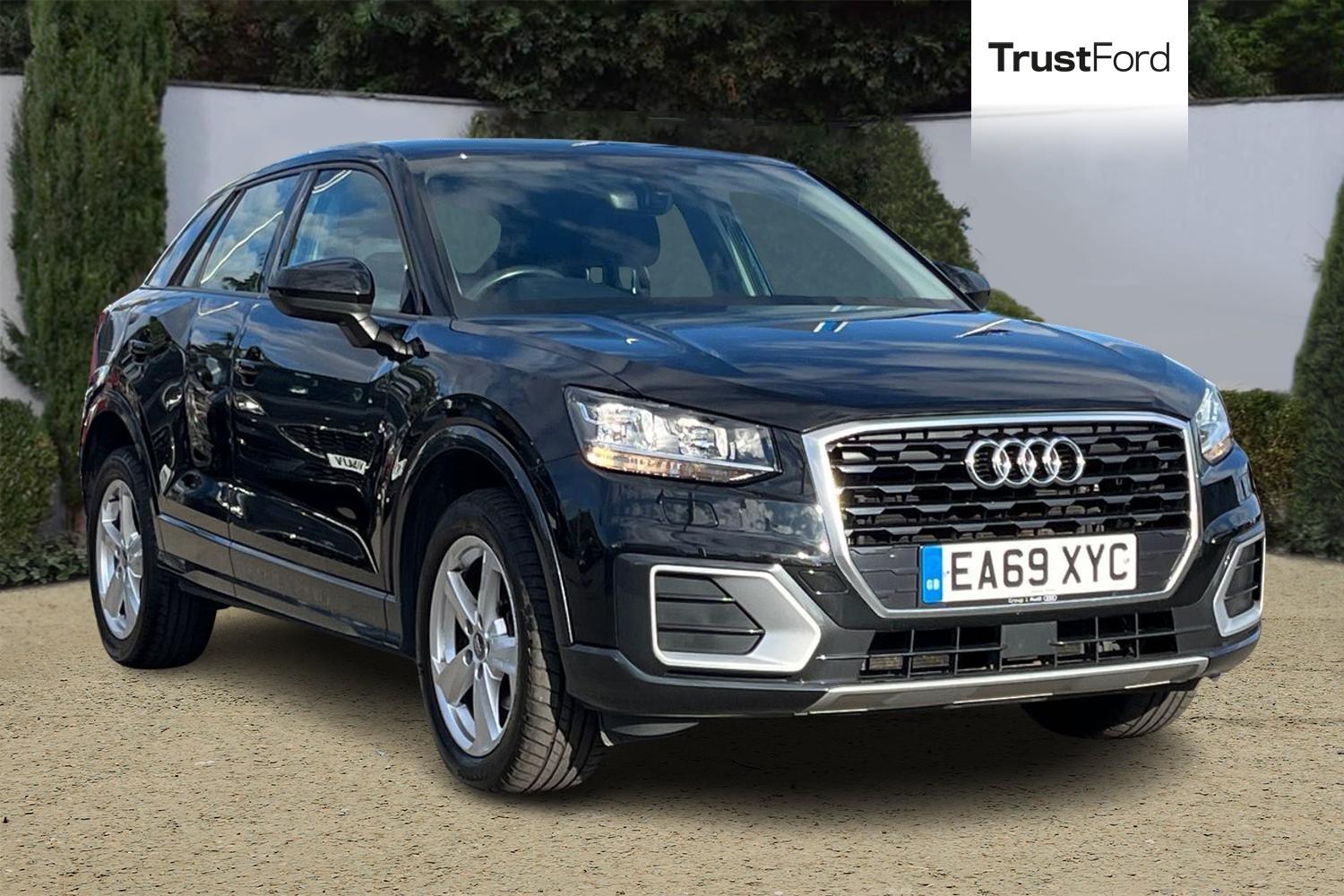 Audi Q2 Photo 0