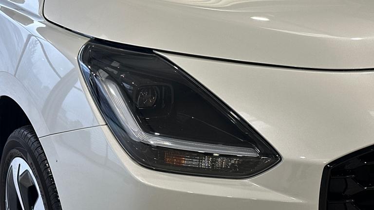 Used Suzuki Swift WF25HLD 18