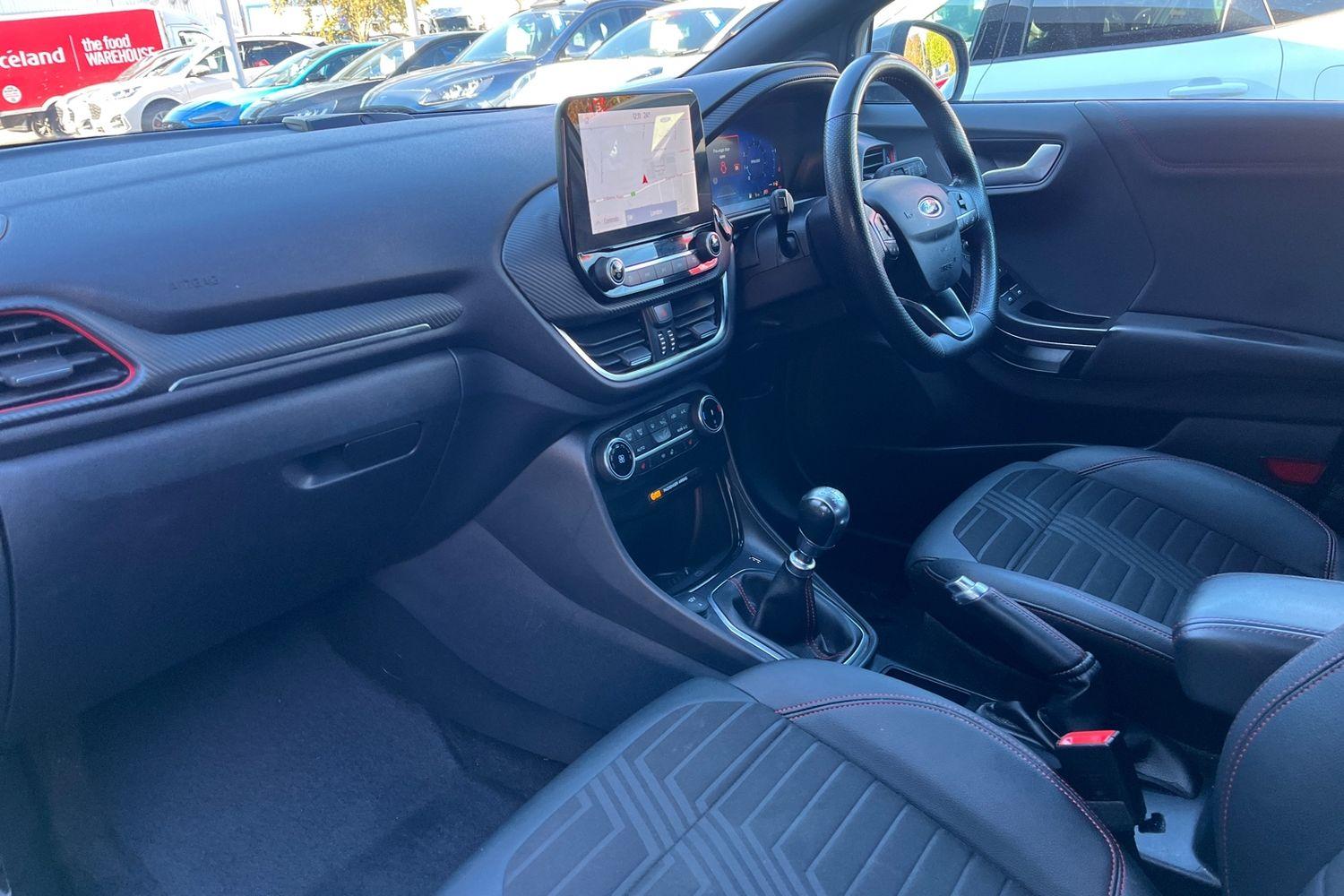 Ford PUMA Photo 17