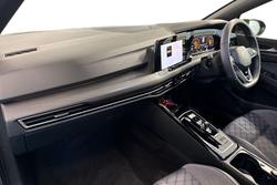 Volkswagen Golf Photo 2