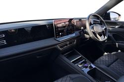 VOLKSWAGEN Tiguan Photo 2