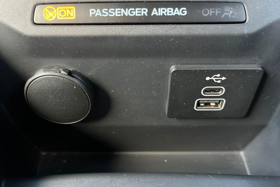 Used Ford TRANSIT COURIER WP24KDK 23