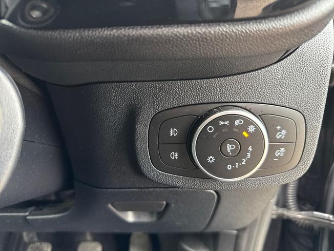 Ford Fiesta Photo 26