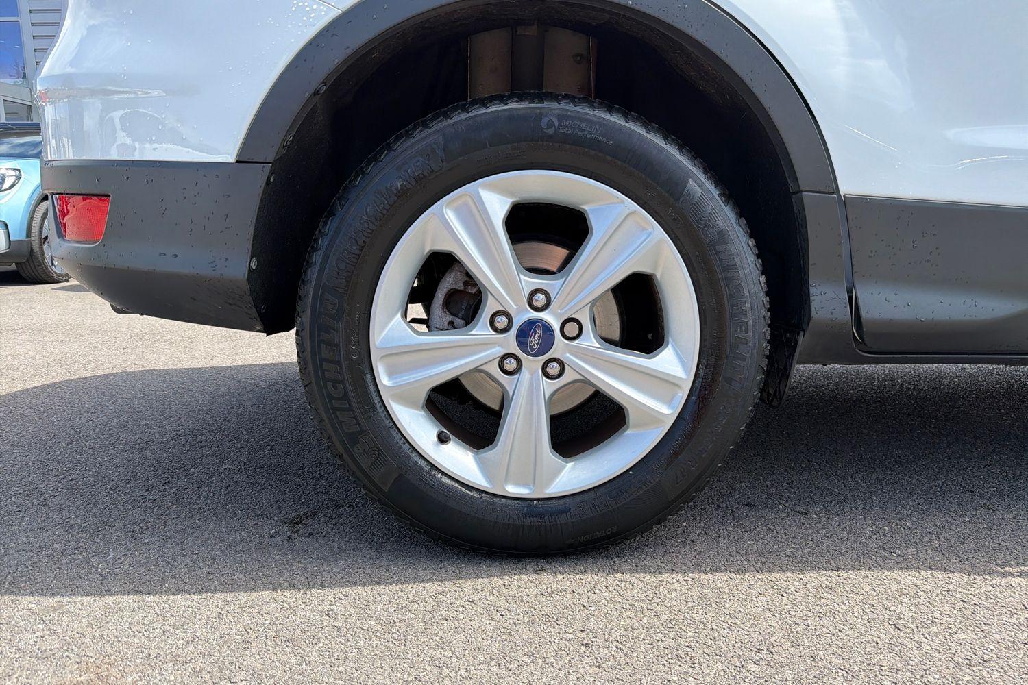 Ford KUGA Photo 7