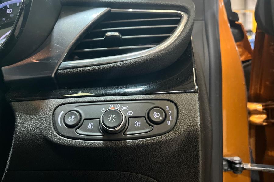 Vauxhall MOKKA X Photo autoimg-fd5bdf5ea7c3764d4798fd50cafc0b99ef55577a.jpg