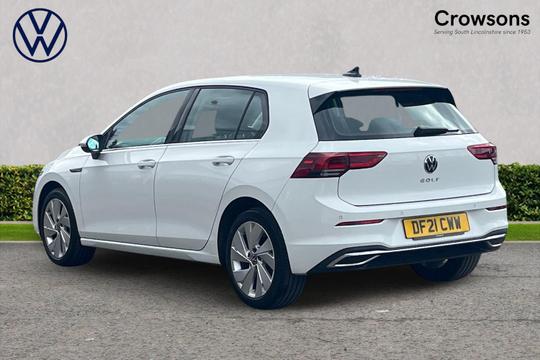 Volkswagen Golf Photo autoimg-fd5f7cc15e0adca701588891c2605a937e38aada.jpg