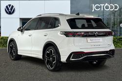 VOLKSWAGEN Tiguan Photo 3