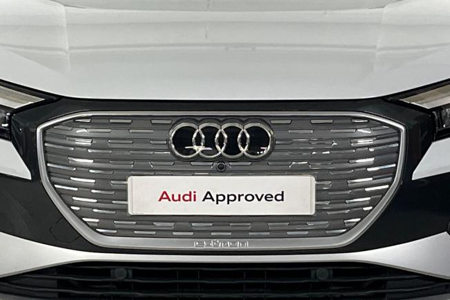 AUDI Q4 e-tron Photo 39