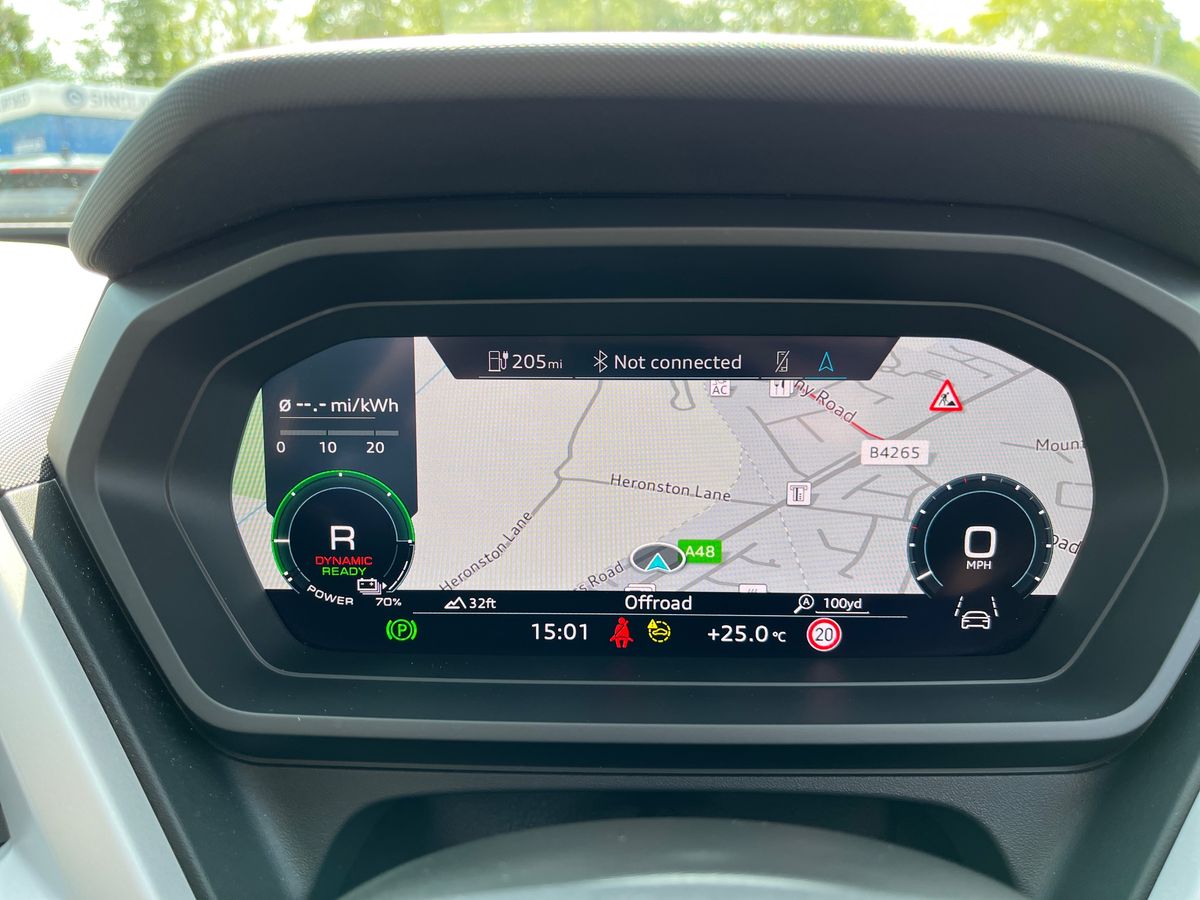 Audi Q4 e-tron Photo 41