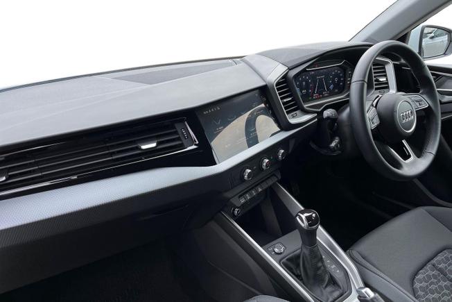 AUDI A1 Photo 2