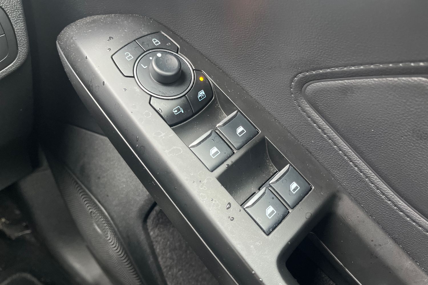 Ford Focus Photo 15