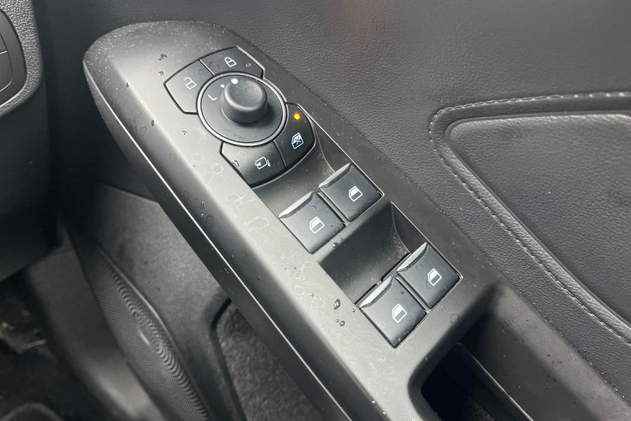 Ford Focus Photo autoimg-fd6c4d645bf4e3edeef3812d2d415849fe97a24c.jpg