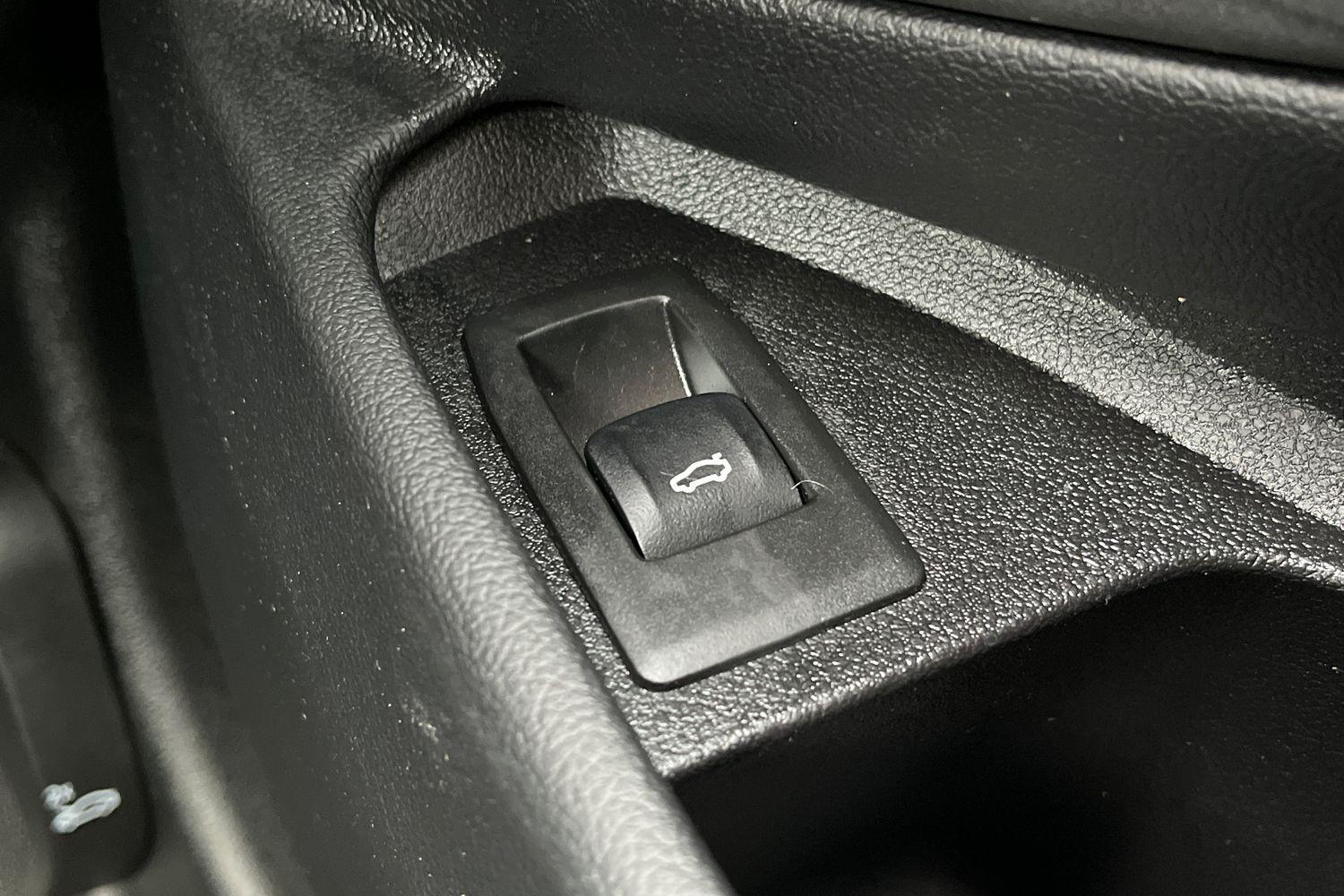 BMW 3 SERIES Photo 29