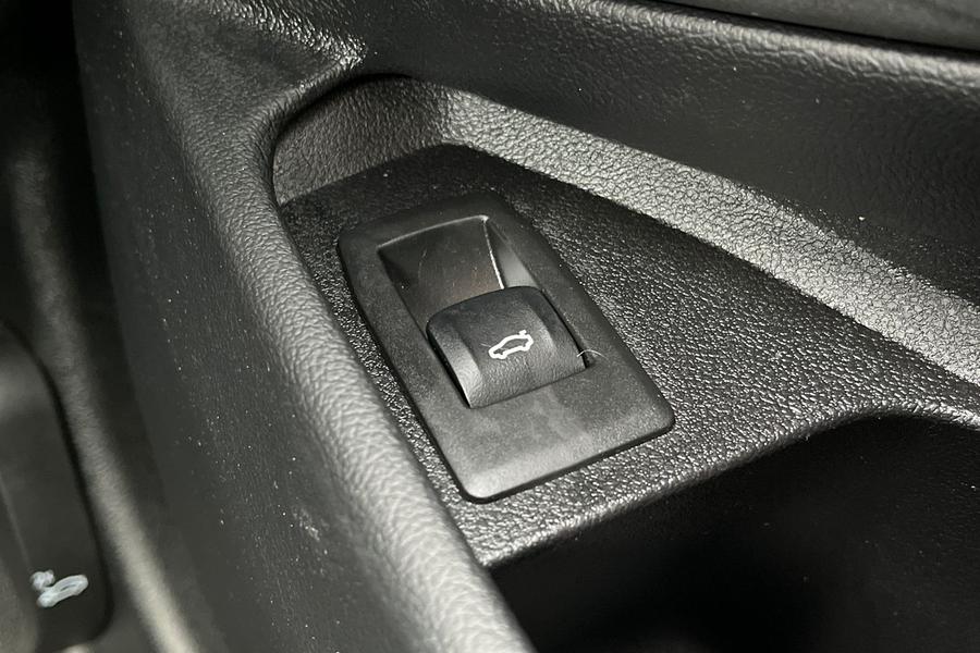 BMW 3 SERIES Photo autoimg-fd6d6f7335c52c55631c3e405c20b840d3779332.jpg