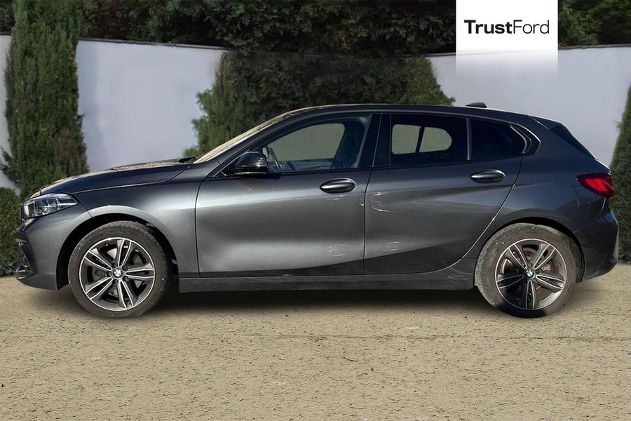 BMW 1 SERIES Photo autoimg-fd6e639354cd9fee5b8226afee9b124df8ee48e9.jpg