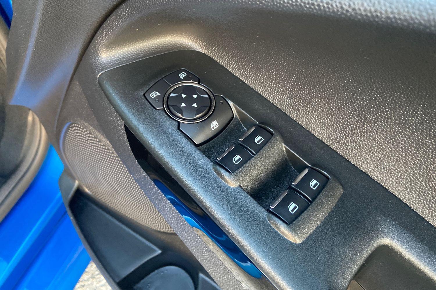 Ford EcoSport Photo 15
