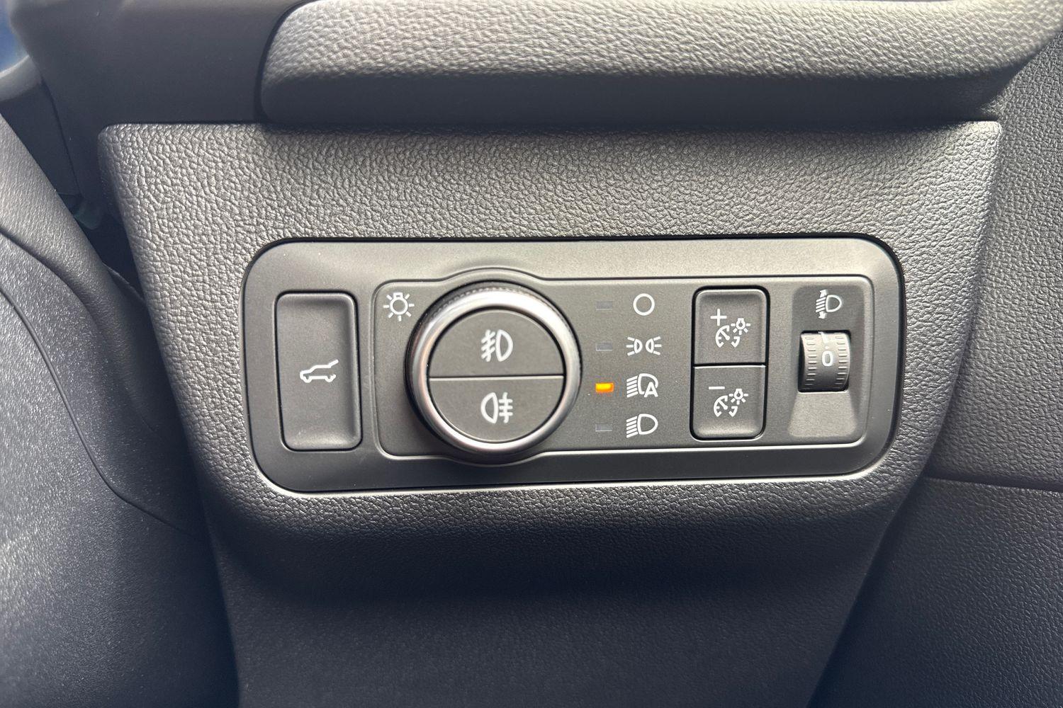 Ford KUGA Photo 32