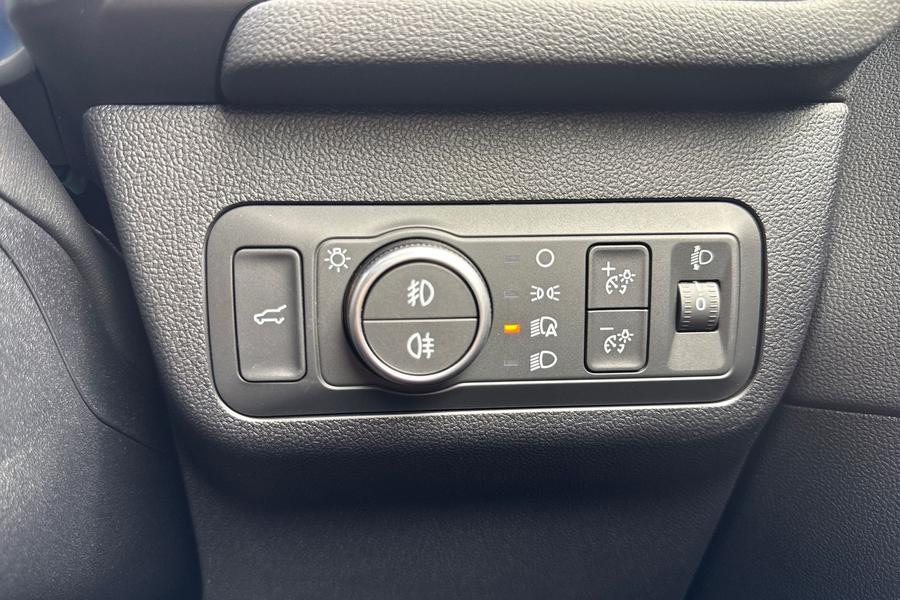 Ford KUGA Photo autoimg-fd7066d857eeae9716caccddbc112f01df1f097c.jpg