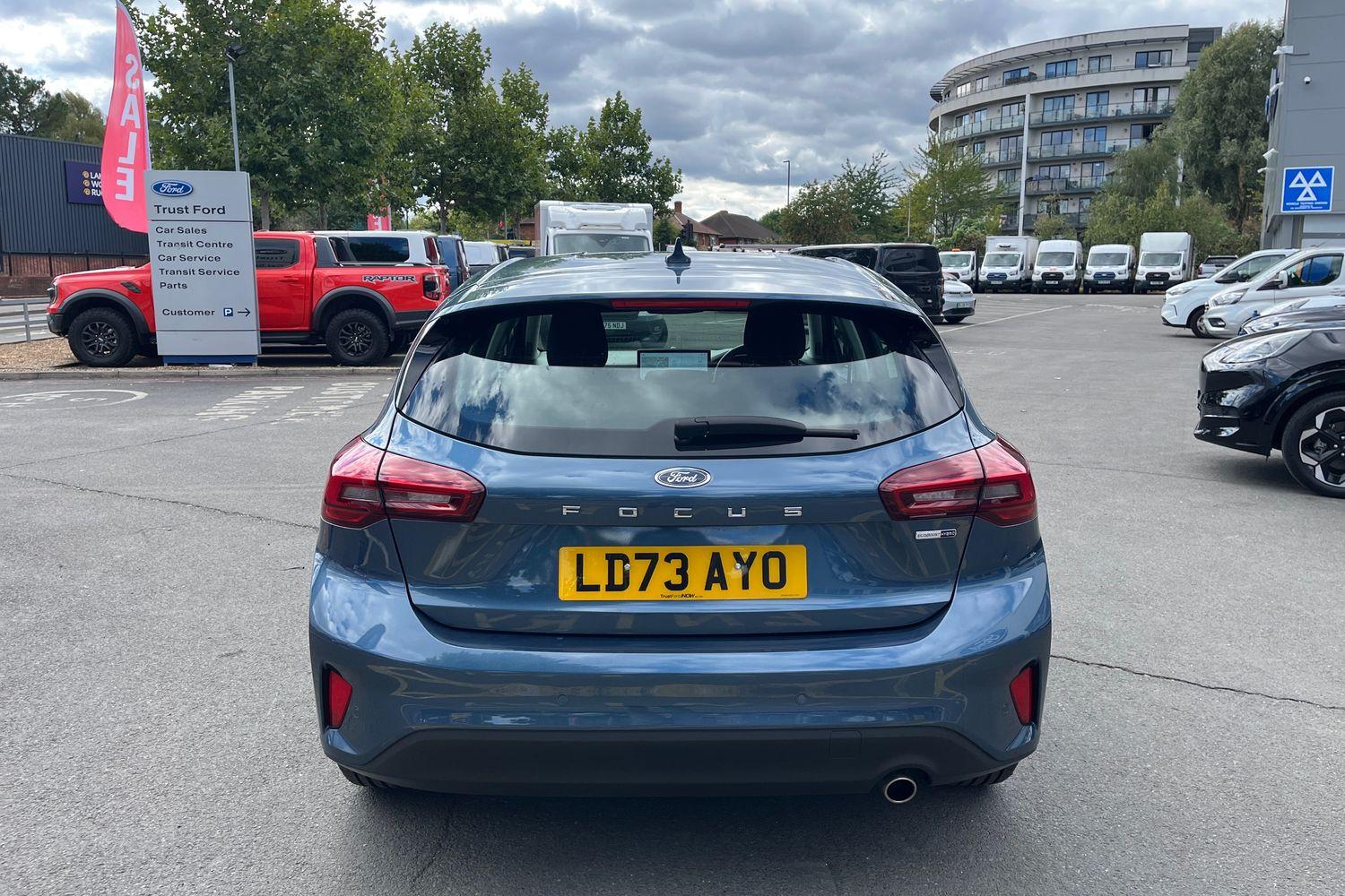 Ford FOCUS Photo 34
