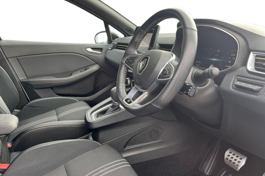 Renault CLIO Photo autoimg-fd75f5a7d8e4b924368ed6042262691134ebc1b3.jpg